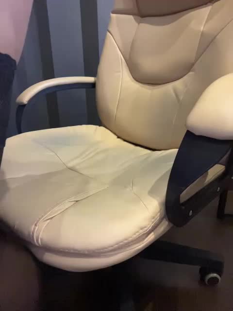 -ANGELIKA7741 Live Sex December 17, 2025