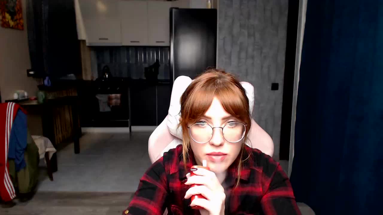 Regimasmile Live Sex December 14, 2025