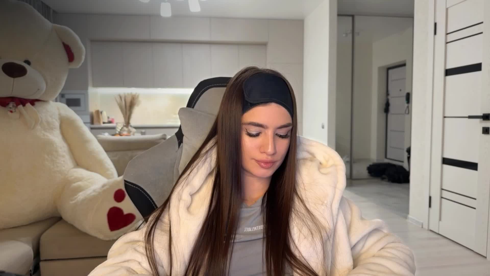 Sofi-Mi Live Sex December 18, 2025