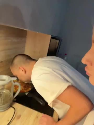 QueenKing Live Sex December 14, 2025