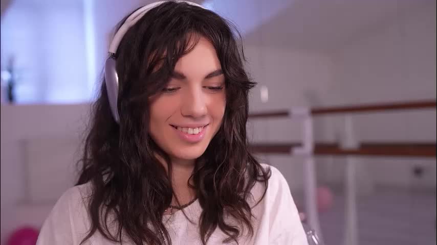 mystica_ Live Sex October 27, 2025