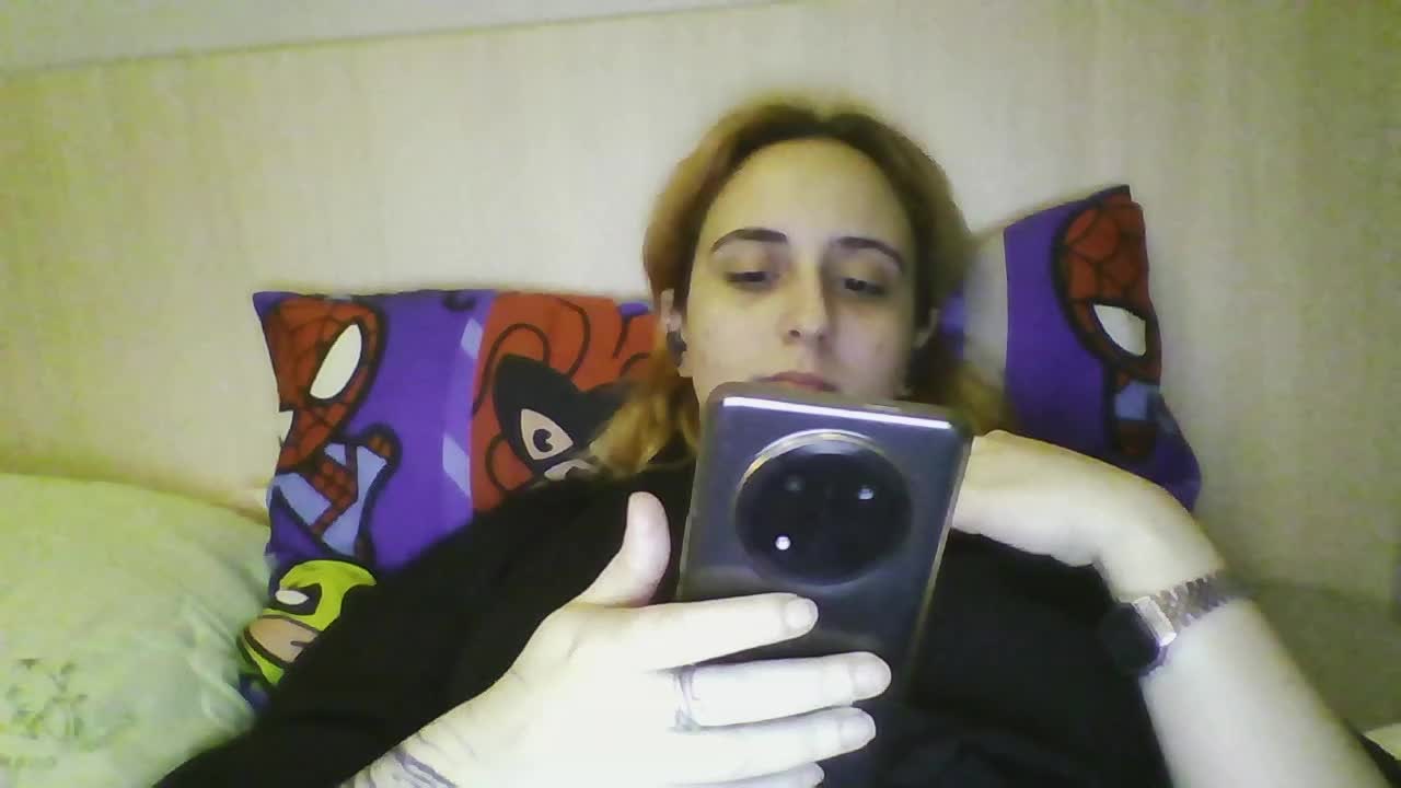 Hotredhead01 Live Sex December 13, 2025