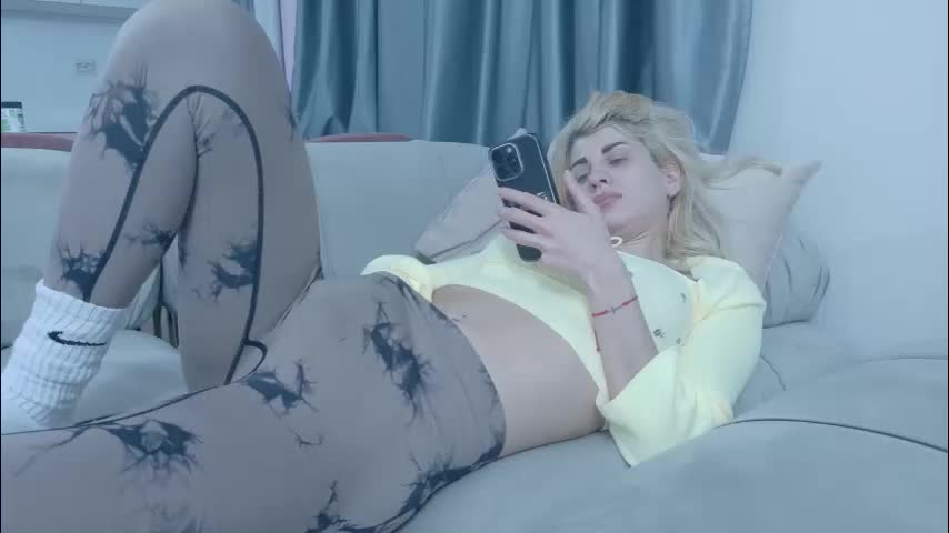 mia_angel Live Sex December 12, 2025