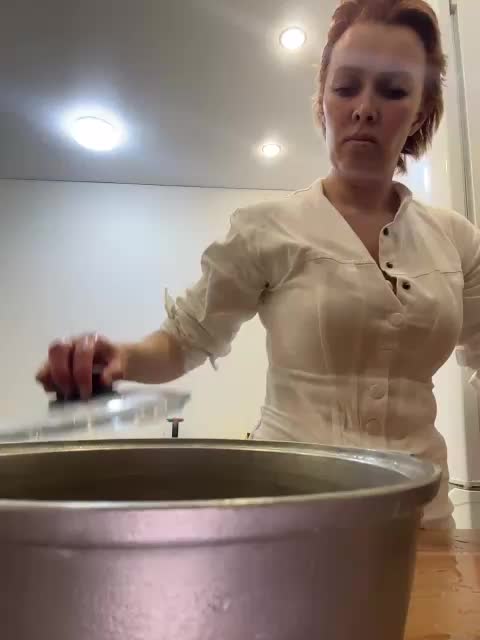 vik77777A Live Sex December 13, 2025