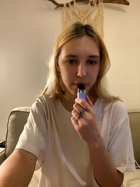 lina_wap Live Sex December 19, 2025