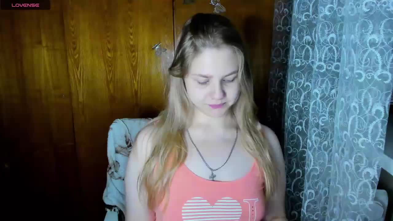 Emma-Frizea Live Sex December 17, 2025