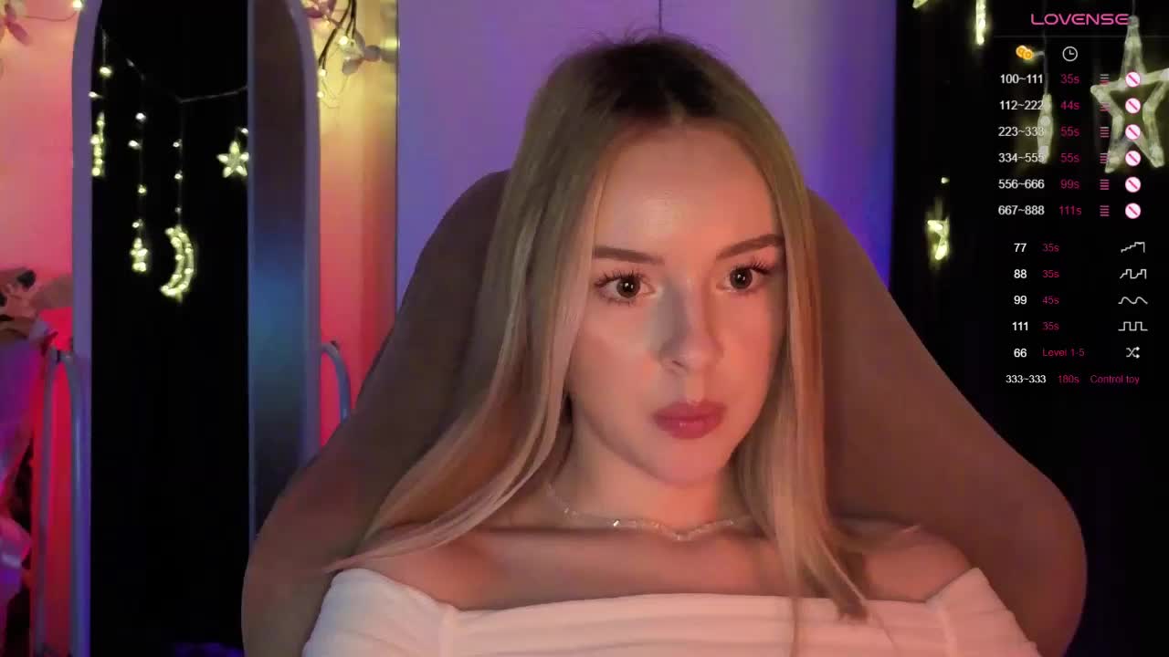 Nestyzz Live Sex December 17, 2025