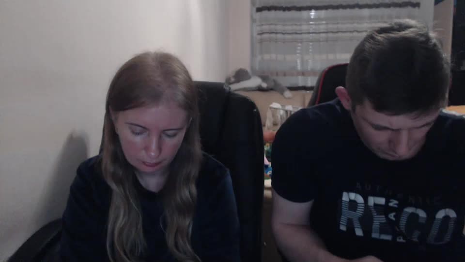 jenisandpeter Live Sex December 18, 2025