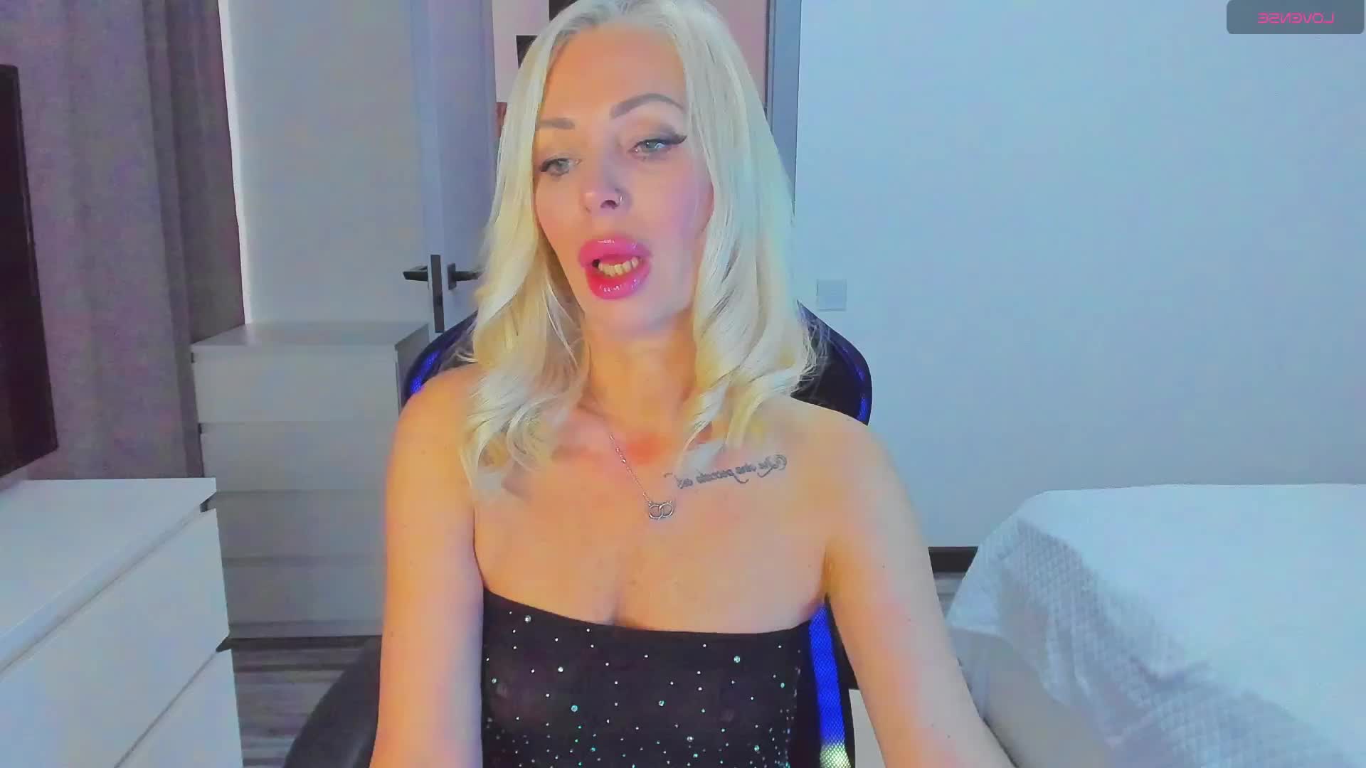 Sunbeam Live Sex December 18, 2025