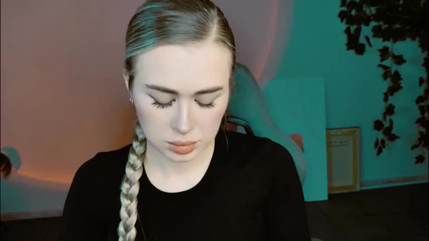 adelloyss Live Sex December 13, 2025