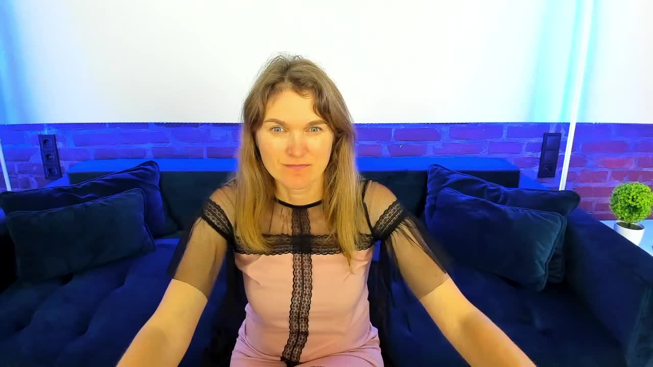 Annabel-xxx Live Sex December 14, 2025