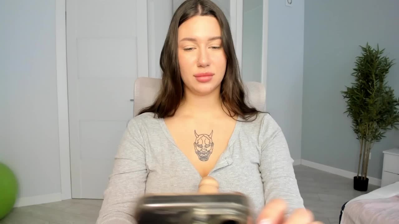 synopsiss Live Sex October 28, 2025