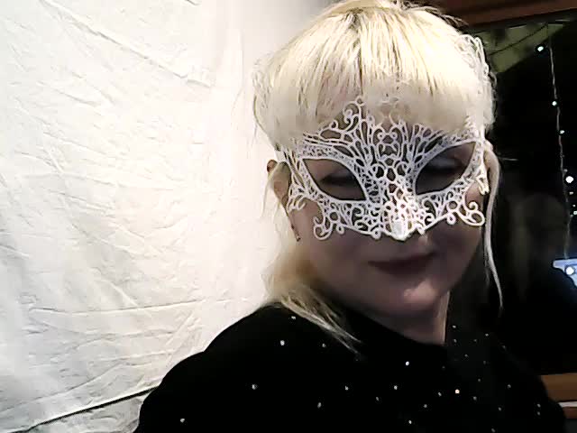 Iinna Live Sex December 13, 2025