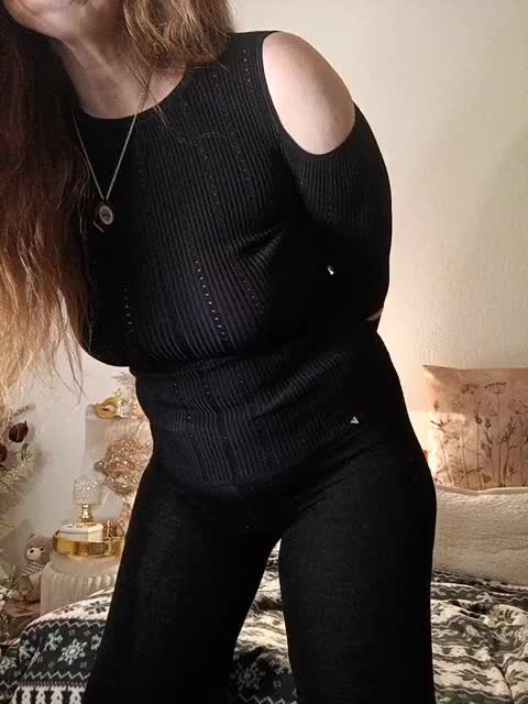 HelenBerg Live Sex December 18, 2025