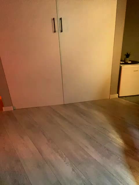 Room_of_love Live Sex December 14, 2025