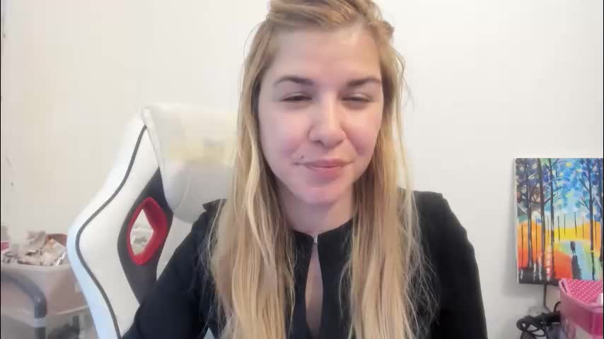 artsyandcraftsy_ Live Sex December 13, 2025