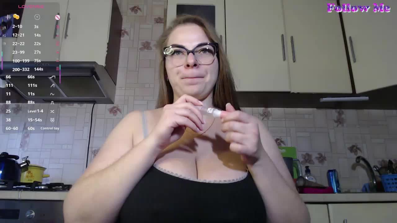 CarolinaDiamond33 Live Sex December 13, 2025