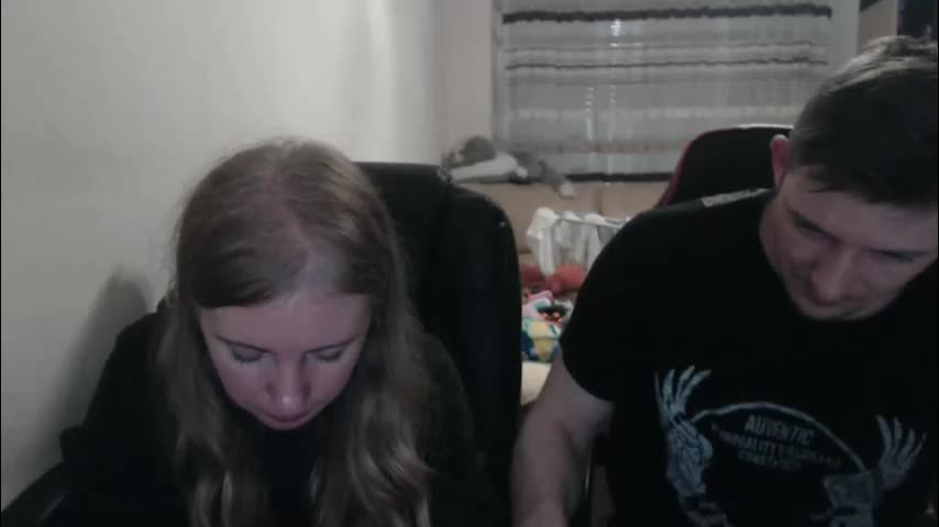 jenisandpeter Live Sex December 18, 2025