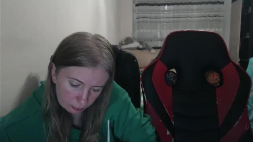 jenisandpeter Live Sex December 18, 2025