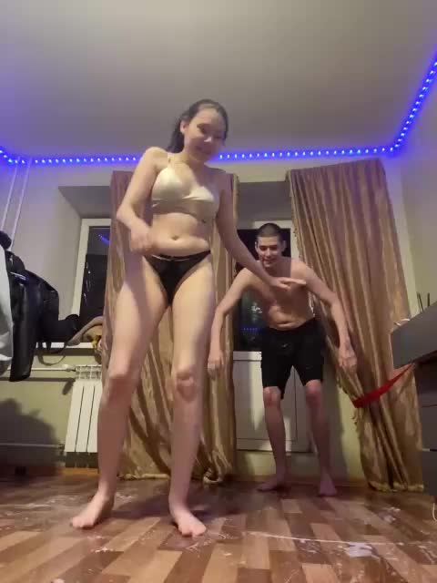 TUYA2 Live Sex December 14, 2025