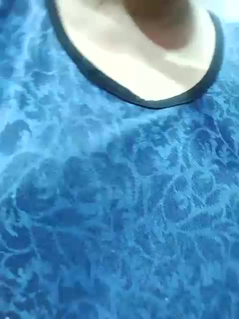 Mia883 Live Sex December 12, 2025