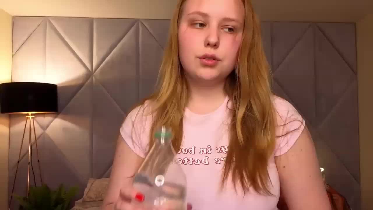 CrystallPaws Live Sex December 14, 2025