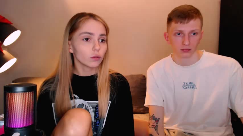 juliaanddima Live Sex December 17, 2025