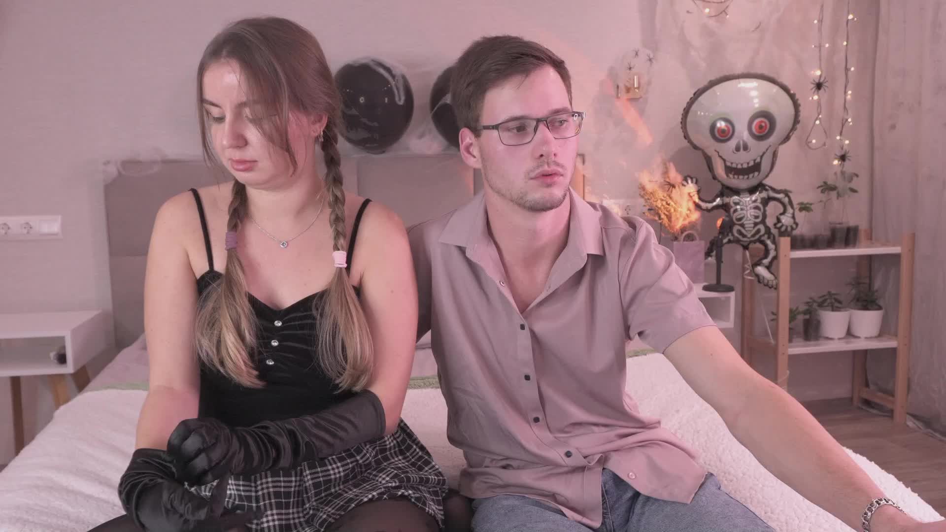 PashaAndMila Live Sex December 14, 2025