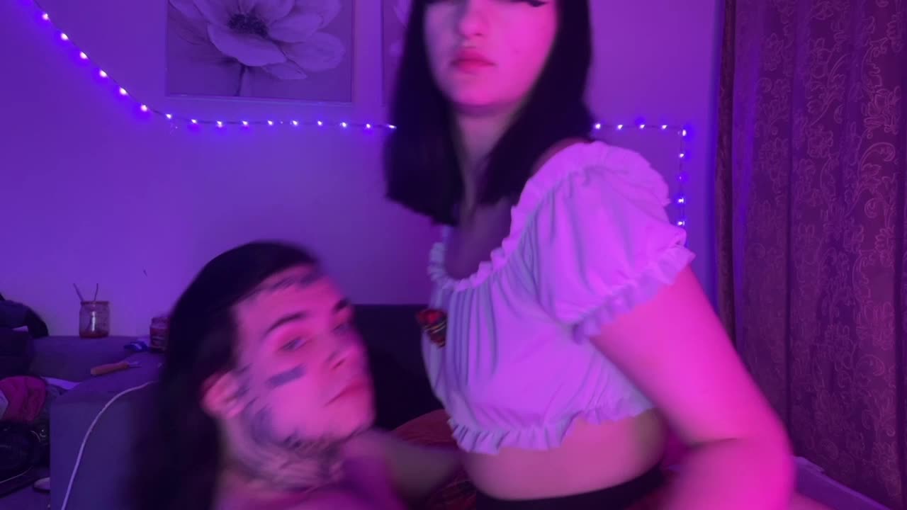 WetLips19 Live Sex December 13, 2025