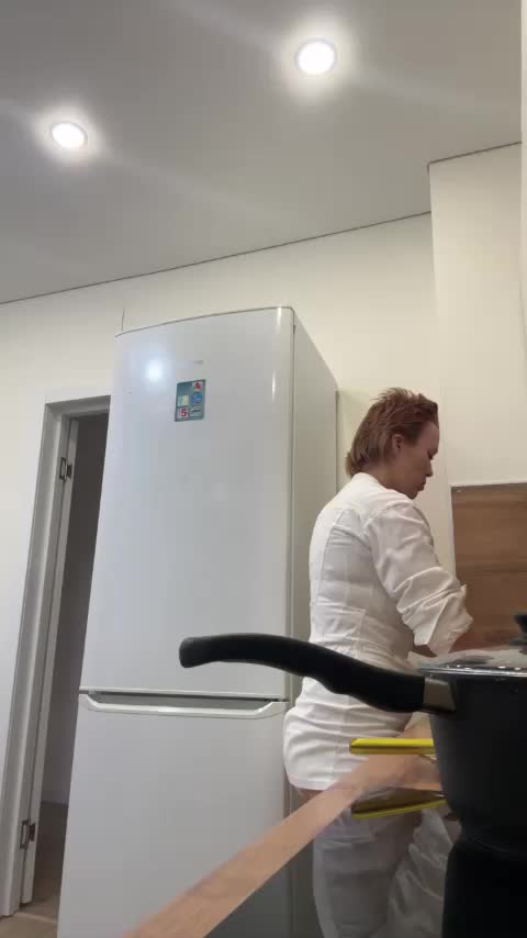 vik77777A Live Sex December 13, 2025