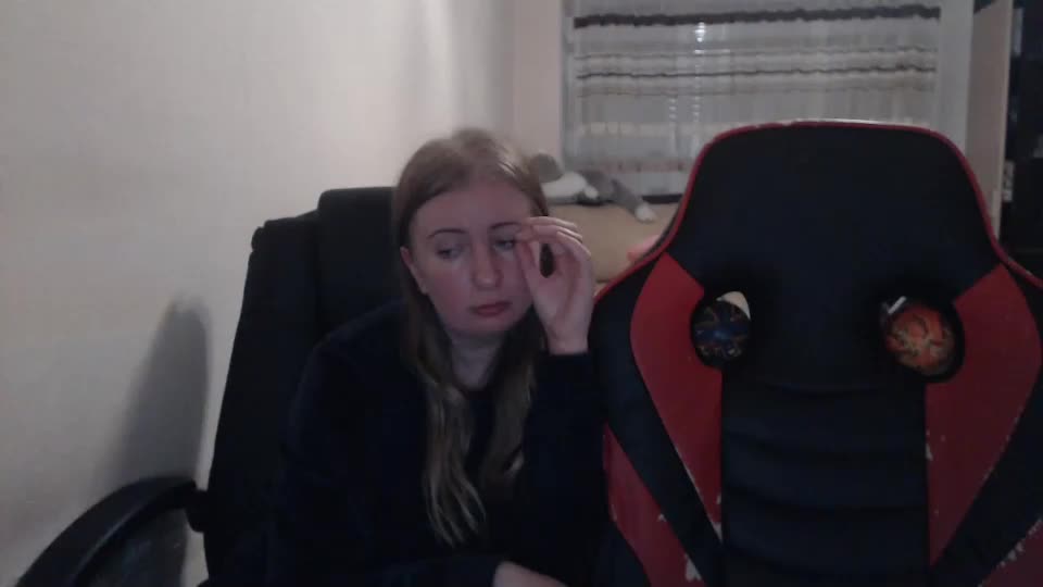 jenisandpeter Live Sex December 18, 2025