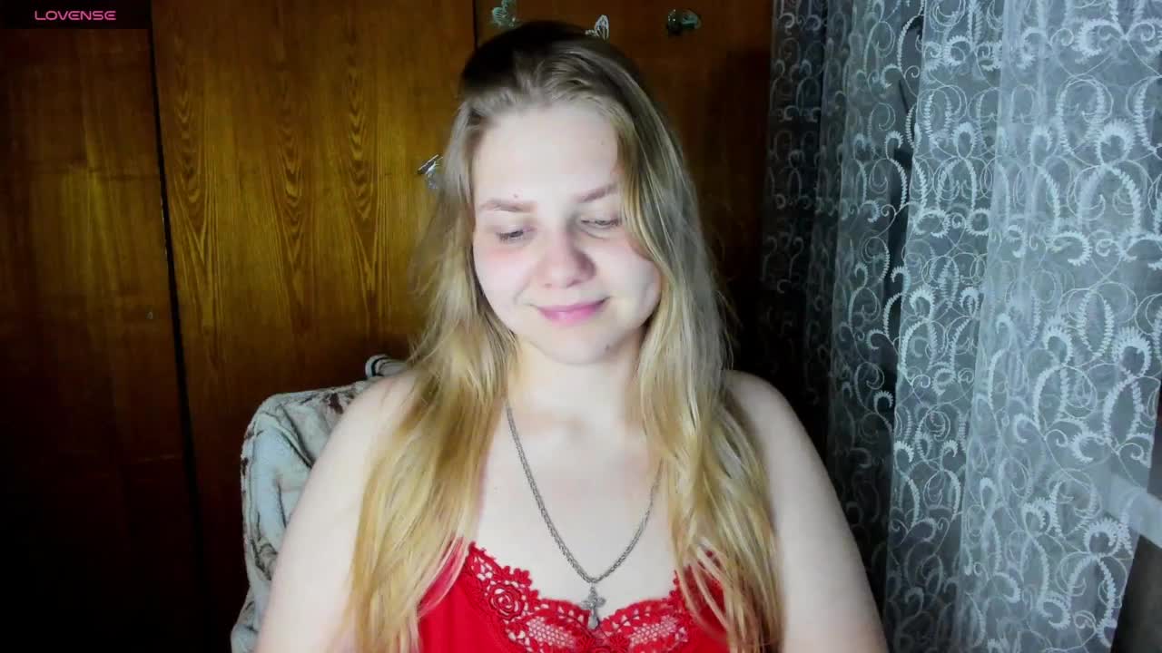 Emma-Frizea Live Sex December 17, 2025