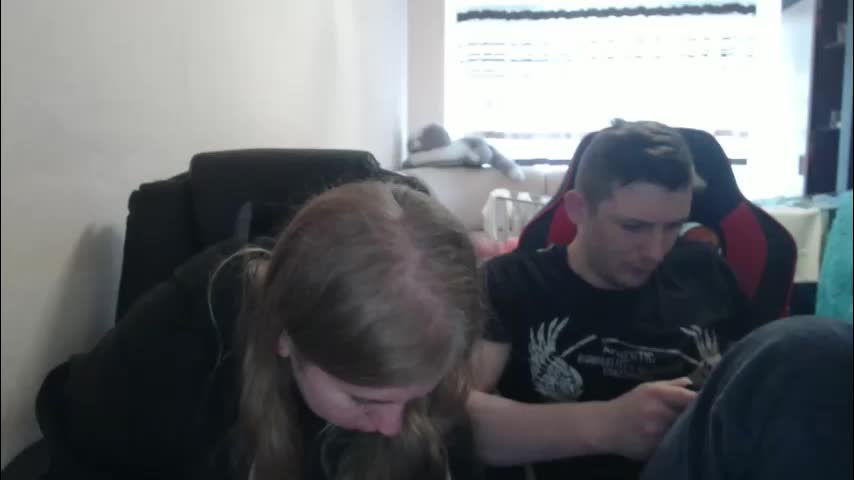 jenisandpeter Live Sex December 18, 2025