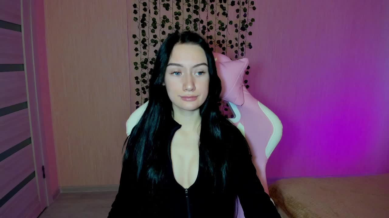ArinaMeow19 Live Sex December 17, 2025