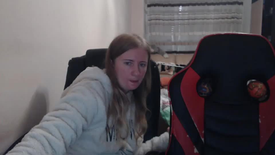 jenisandpeter Live Sex December 18, 2025