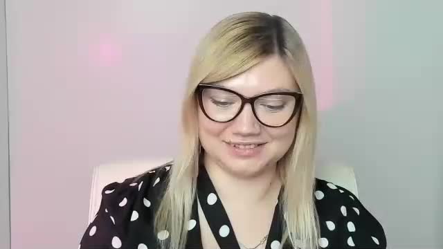 molly_moree Live Sex October 29, 2025