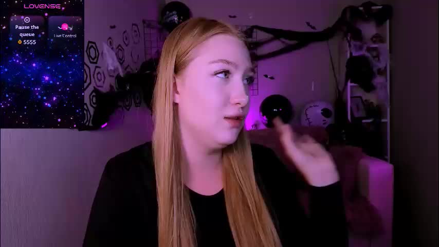 playful_sophie Live Sex December 17, 2025