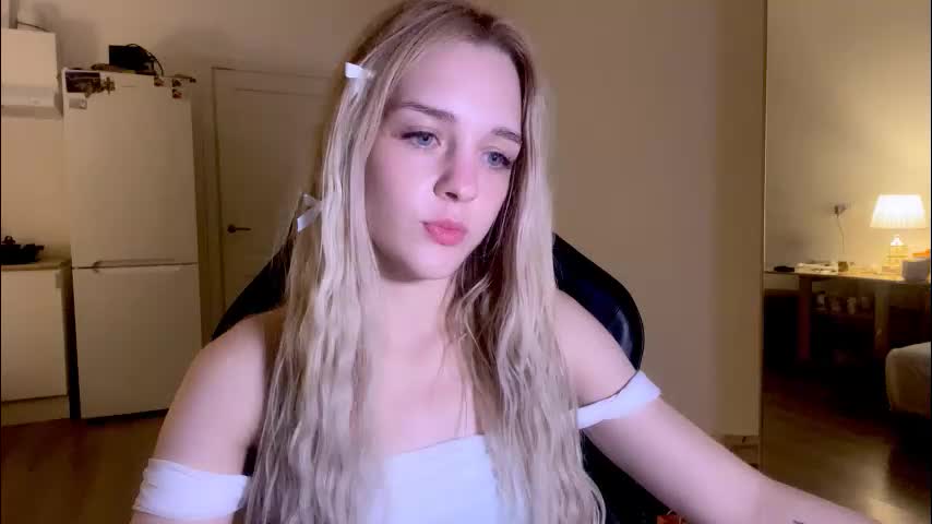 sailormoon666_ Live Sex December 15, 2025