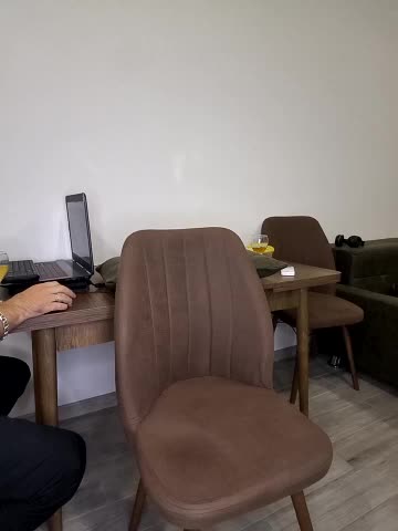 _KissMyAss_ Live Sex December 18, 2025