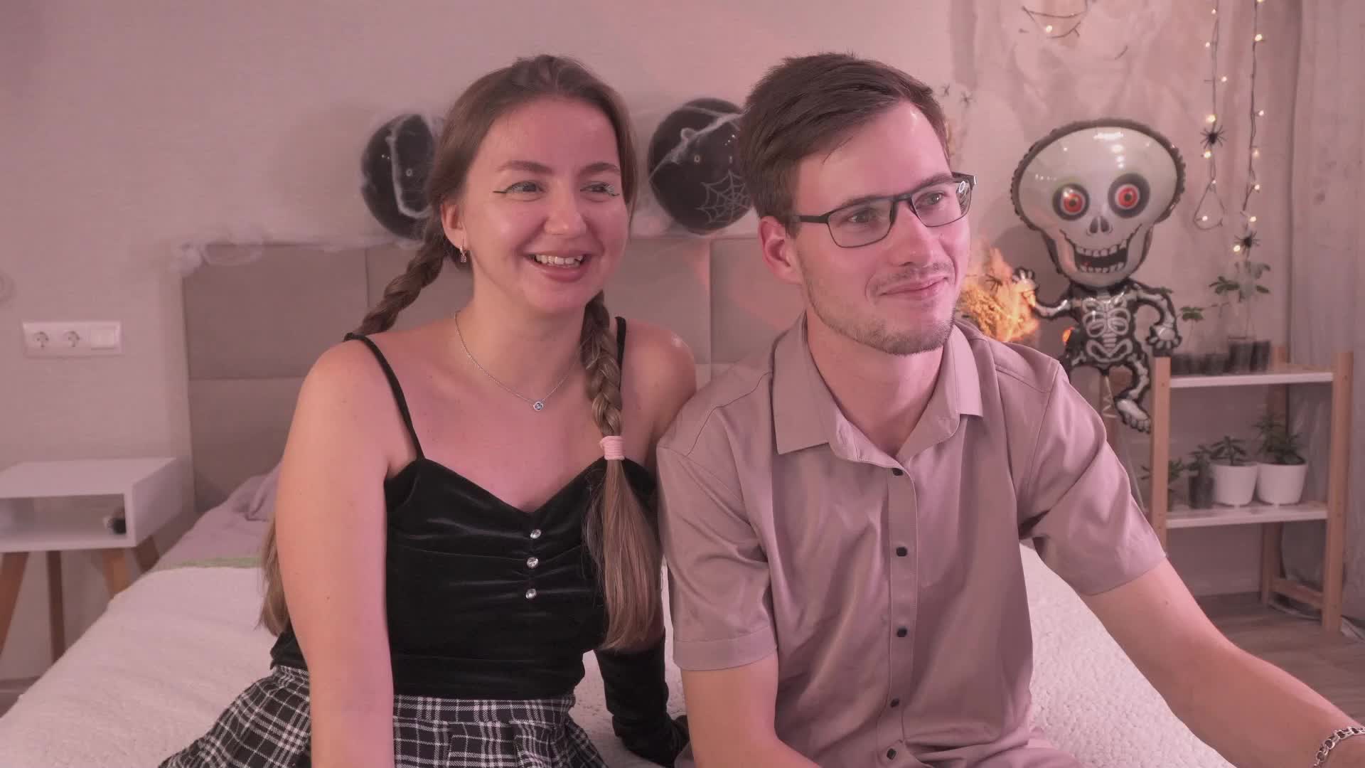 PashaAndMila Live Sex December 14, 2025