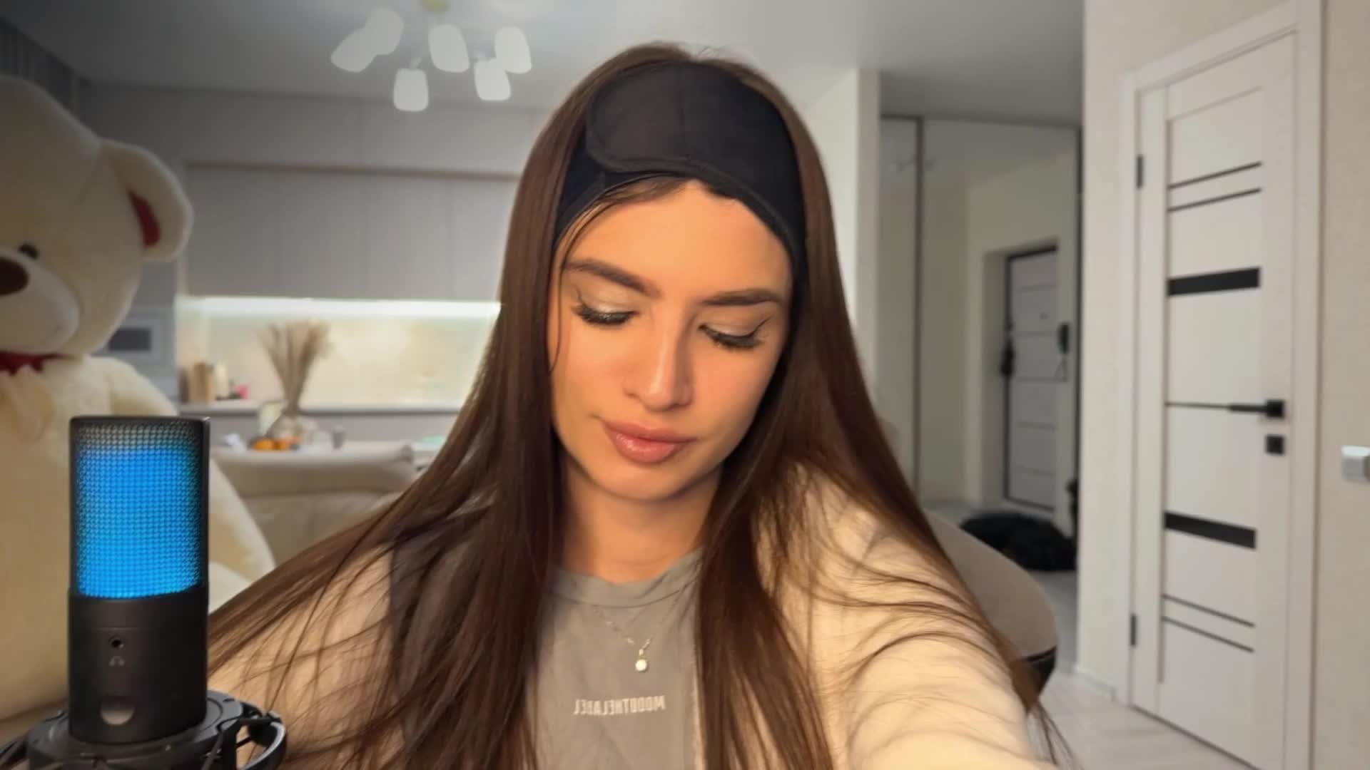 Sofi-Mi Live Sex December 17, 2025