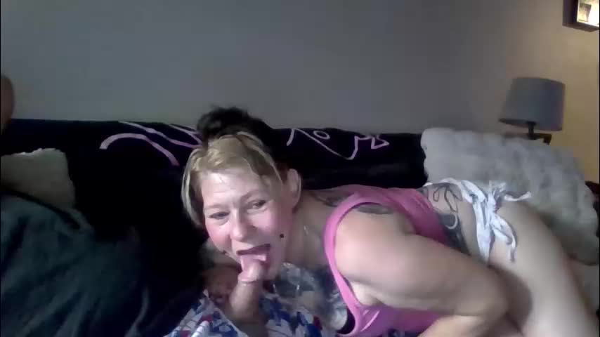 foxyfang Live Sex October 25, 2025