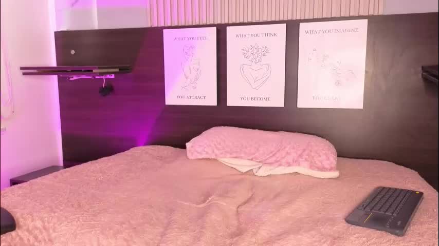 meredith_spencer Live Sex October 23, 2025