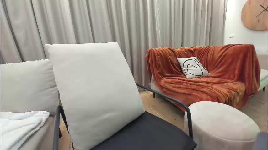 ehotlovea Live Sex December 14, 2025