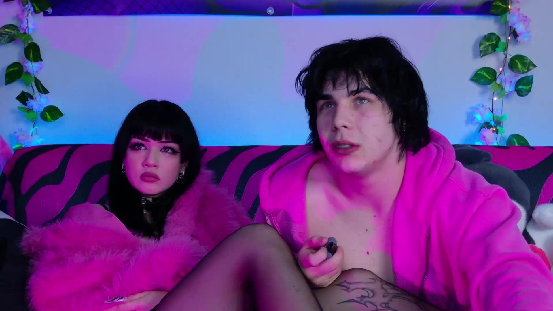 Night-angell Live Sex December 13, 2025