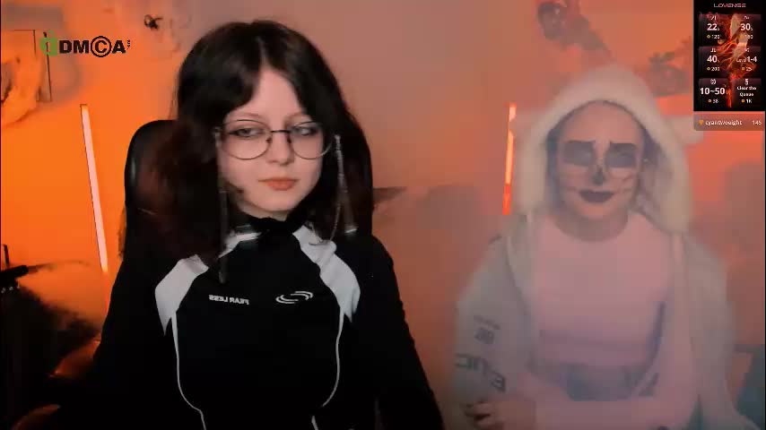 mona_cloud Live Sex December 17, 2025