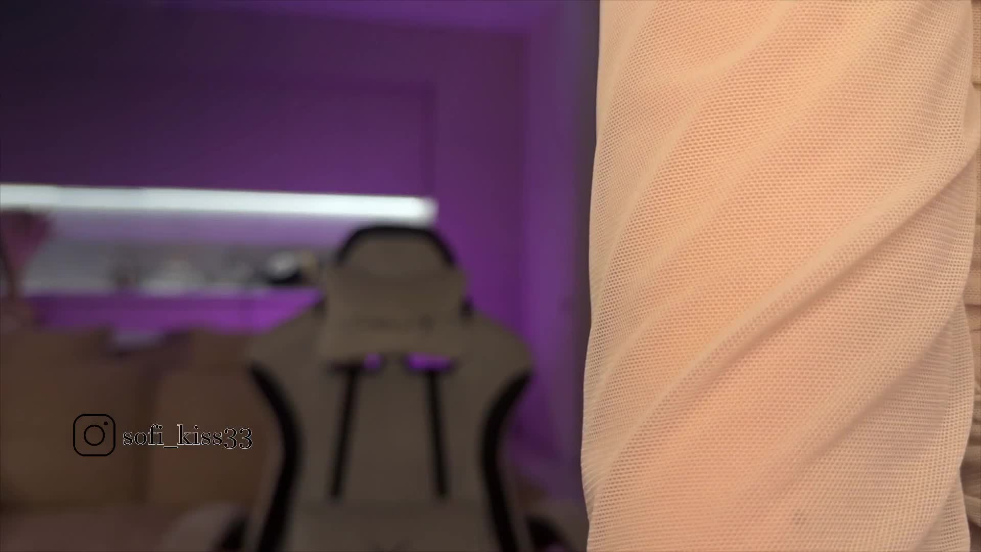 Sofi-Mi Live Sex December 17, 2025