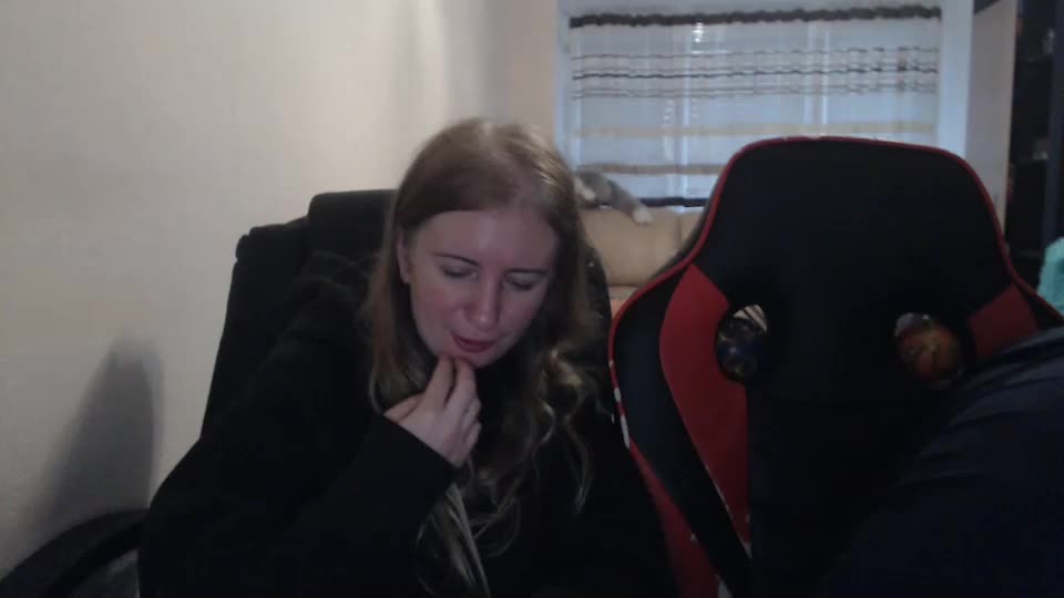 jenisandpeter Live Sex December 18, 2025