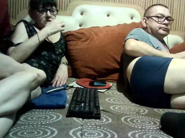 coupleofcoolx Live Sex December 18, 2025