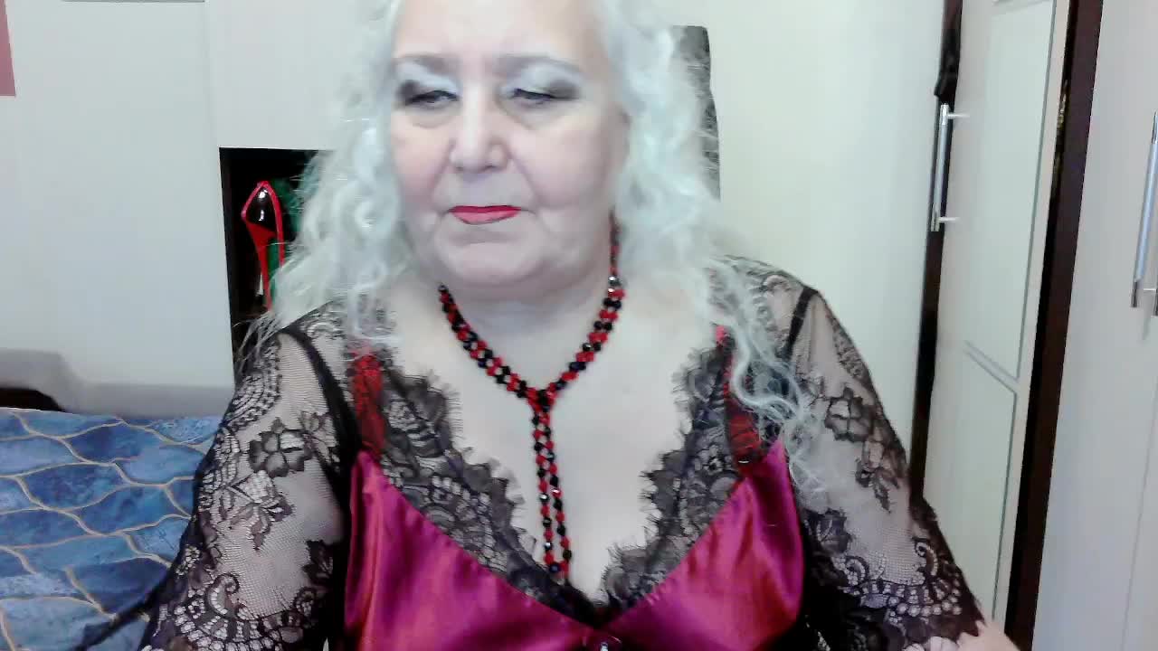 GrannyWants Live Sex December 17, 2025